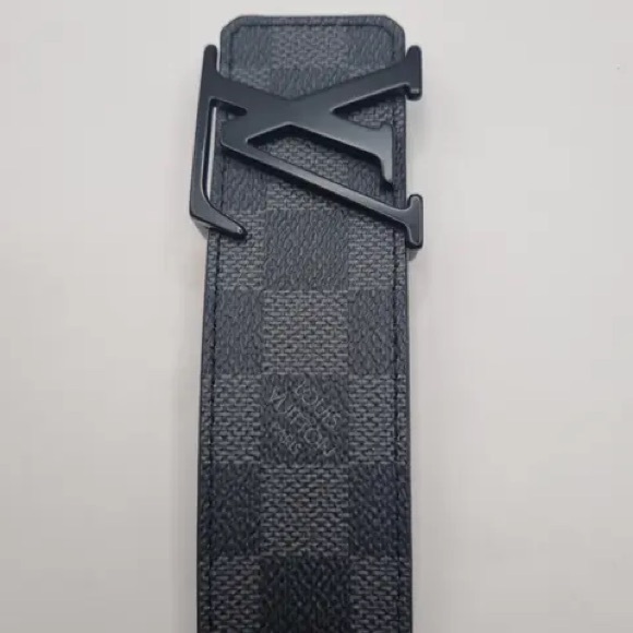 Louis Vuitton
Initiales black checkered leather belt
90cm (36in) - Picture 5 of 5